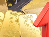 “杀”疯了，金价再创新高！